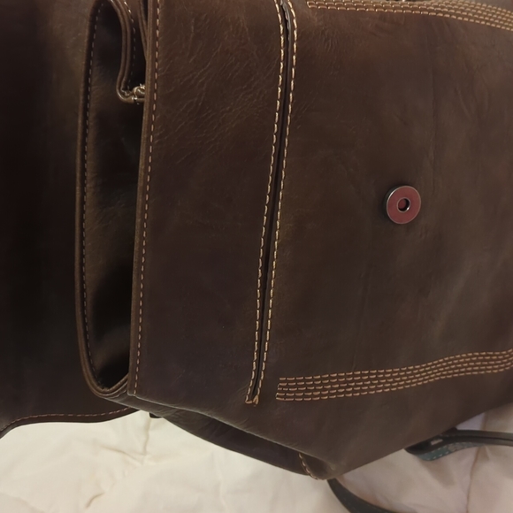 Justin Leather Backpack - Picture 5 of 7